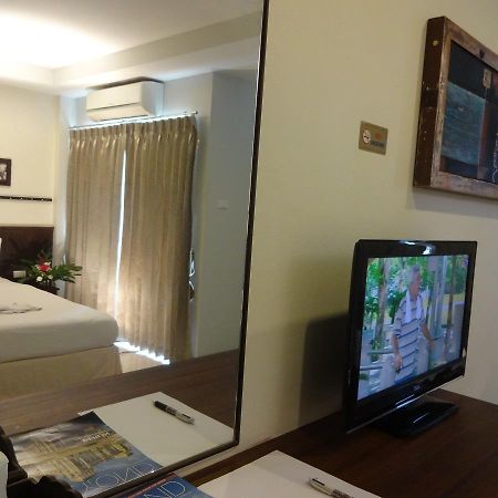 At Home Hotel Patong Buitenkant foto