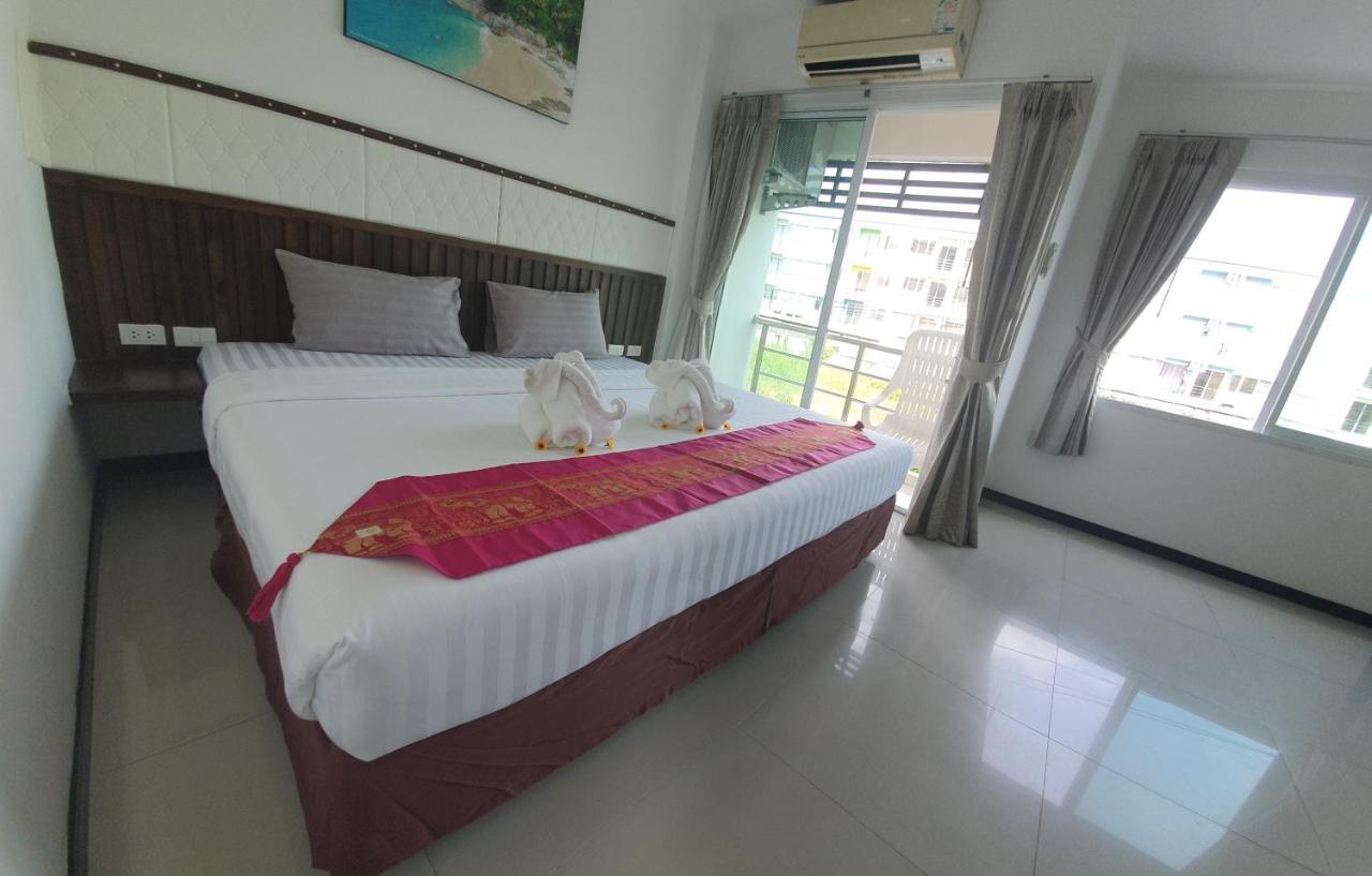 At Home Hotel Patong Buitenkant foto