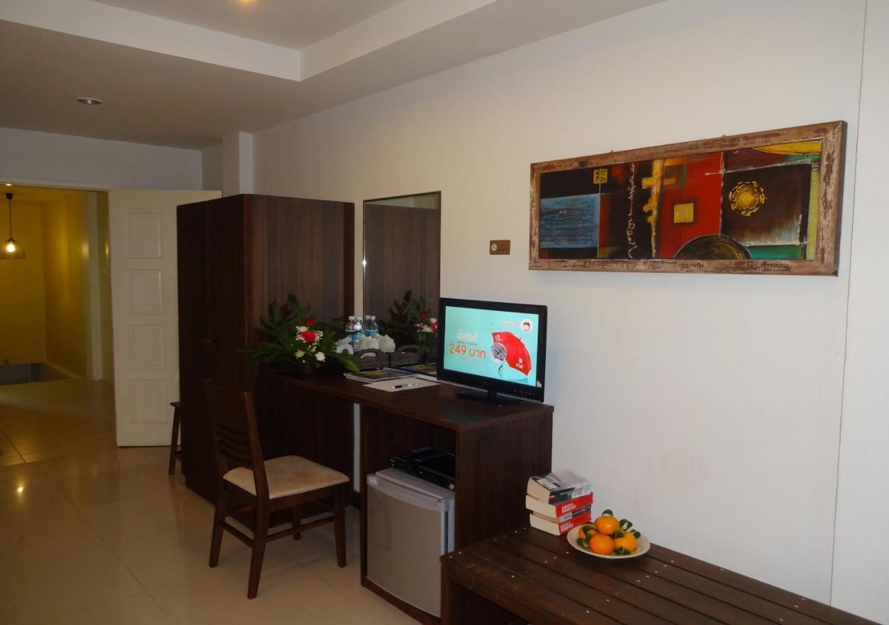 At Home Hotel Patong Buitenkant foto