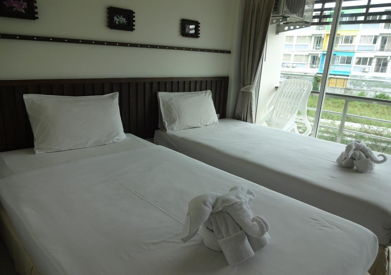 At Home Hotel Patong Buitenkant foto